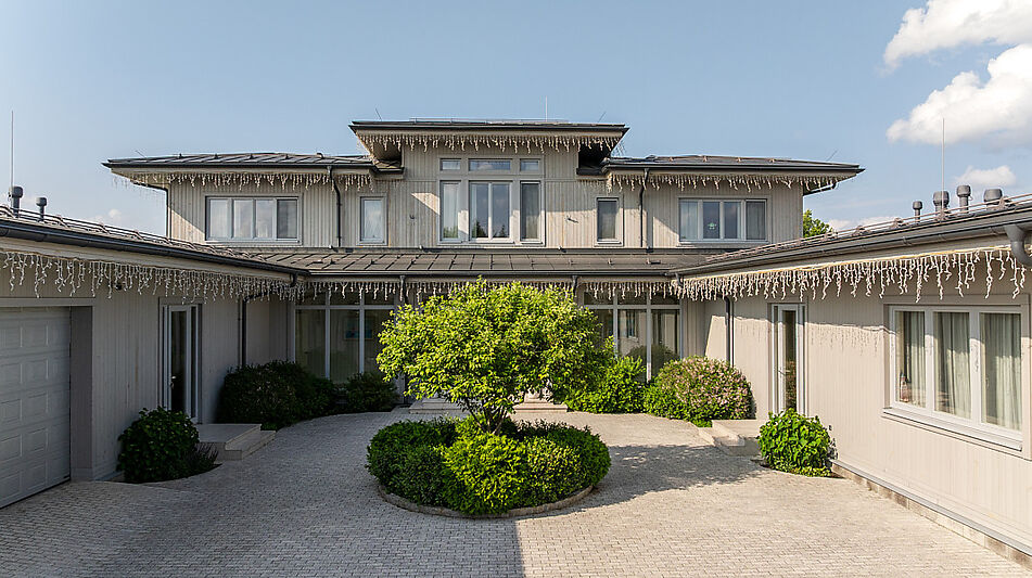 Большой дом в Конаково ривер клаб