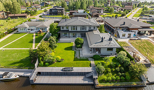 Большой дом в Конаково ривер клаб