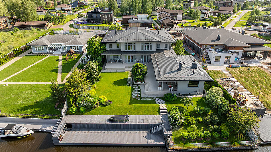 Большой дом в Конаково ривер клаб