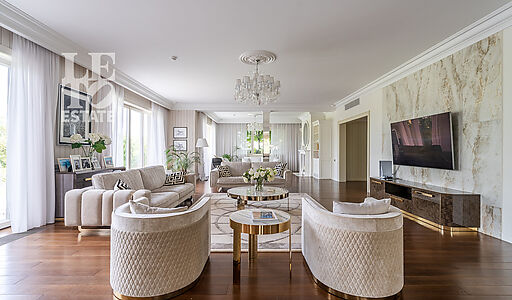 Большой дом в Конаково ривер клаб