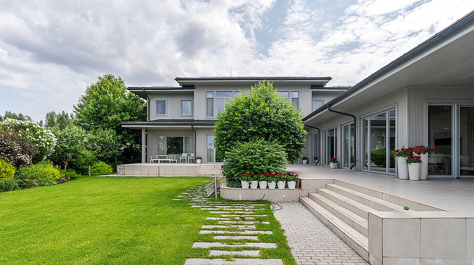 Большой дом в Конаково ривер клаб