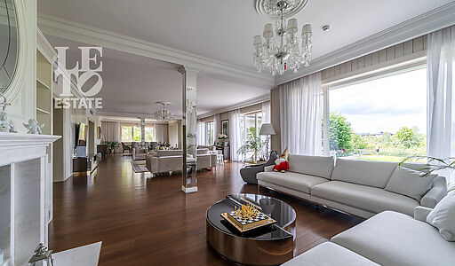 Большой дом в Конаково ривер клаб