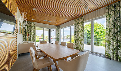 Большой дом в Конаково ривер клаб