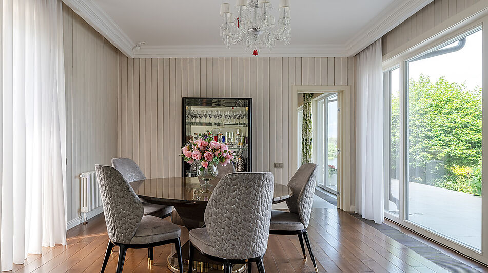 Большой дом в Конаково ривер клаб