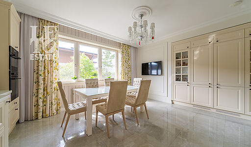 Большой дом в Конаково ривер клаб