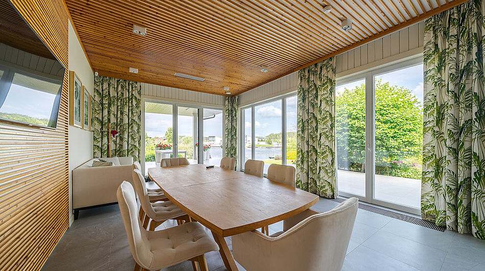 Большой дом в Конаково ривер клаб