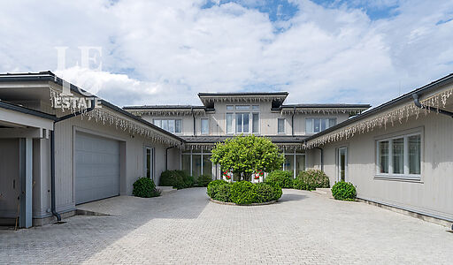 Большой дом в Конаково ривер клаб