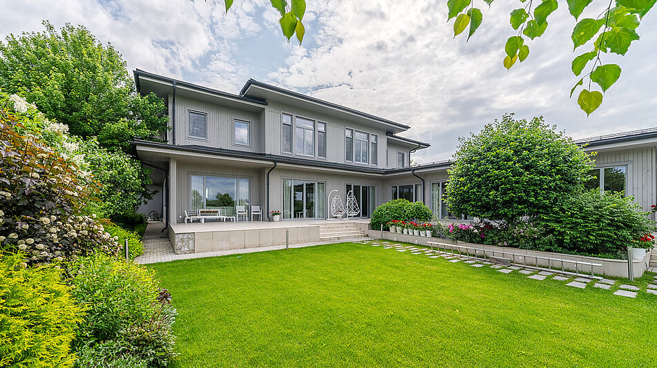 Большой дом в Конаково ривер клаб