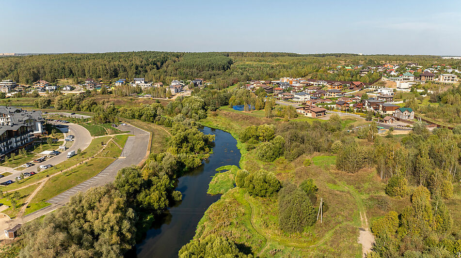 Участок у воды в Лобаново