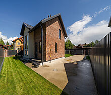 Дом в поселке Борки