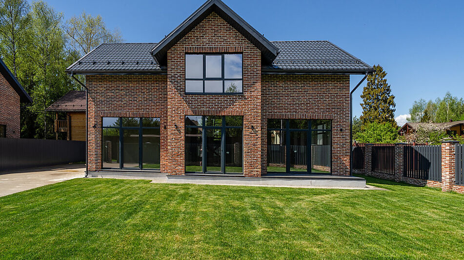 Дом в поселке Борки