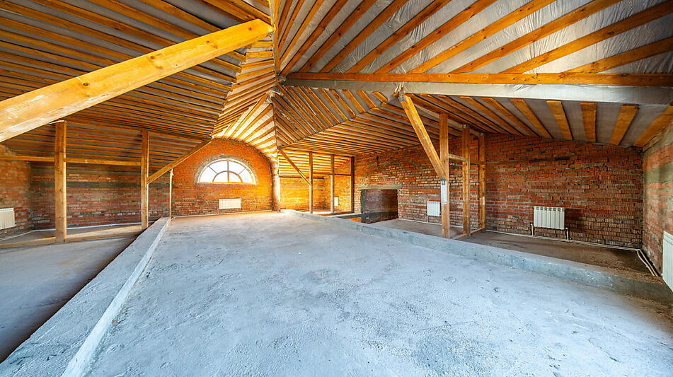 Дом в Новахово со своими соснами