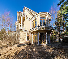 Дом в Новахово со своими соснами