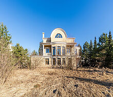 Дом в Новахово со своими соснами