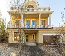 Дом в Новахово со своими соснами