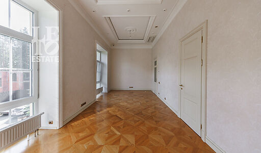 Резиденция в КП Новогорск-7