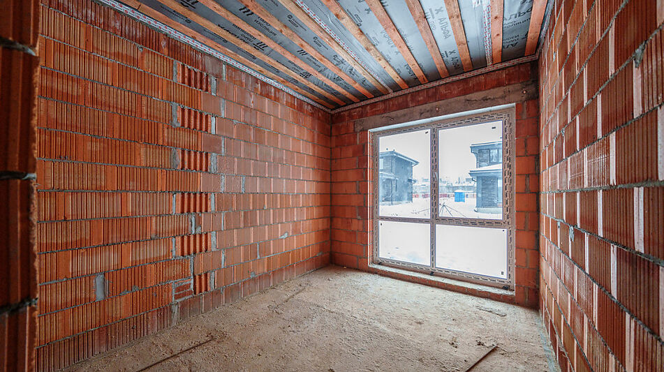 Одноэтажный дом у леса в Сходне