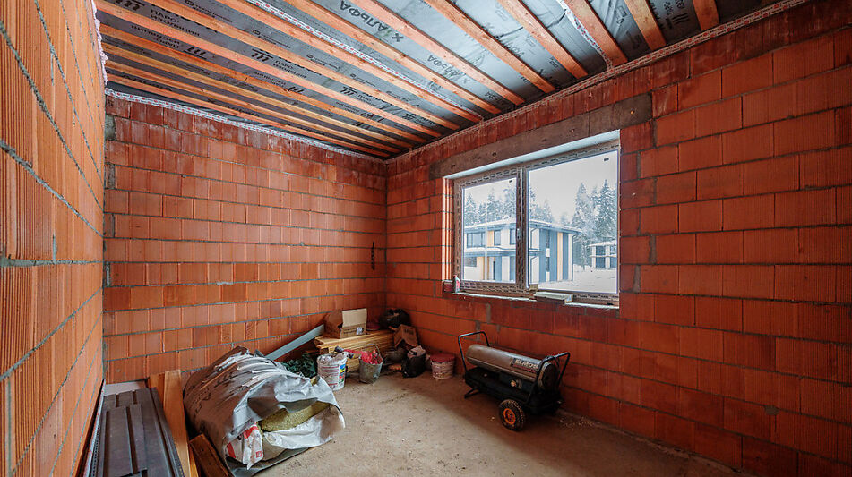 Одноэтажный дом у леса в Сходне