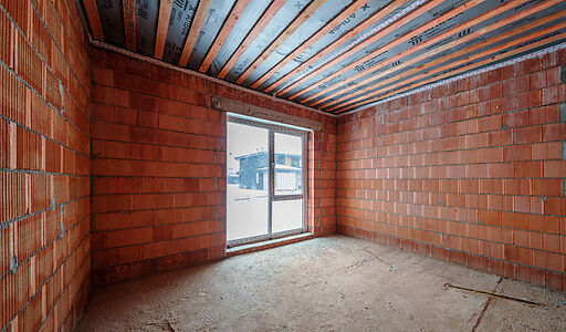 Одноэтажный дом у леса в Сходне