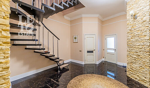 Квартира в Зеленых Холмах