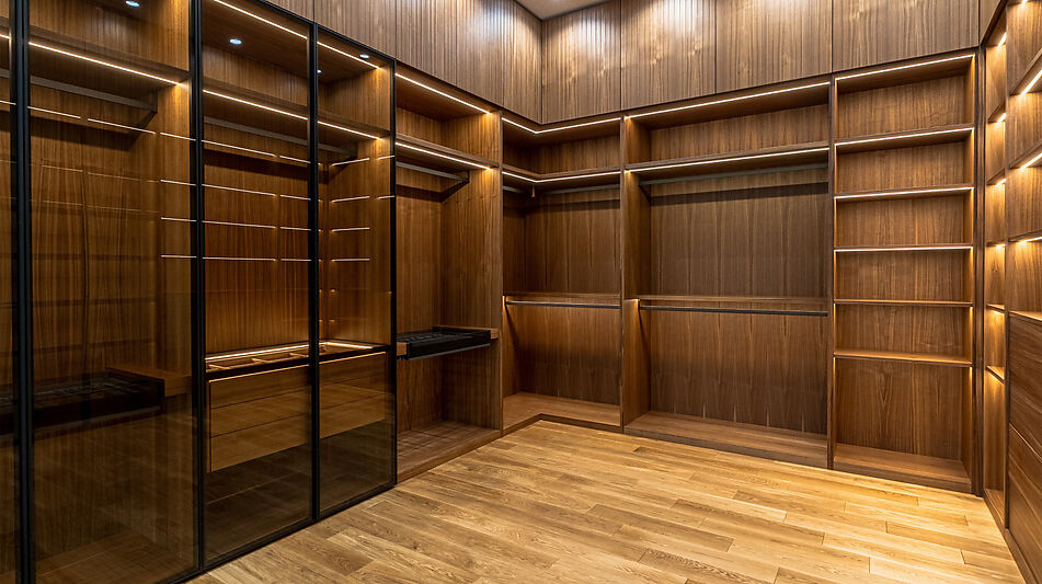 Новый дом c бассейном в КП Риита