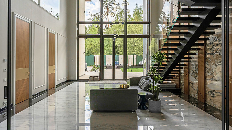 Новый дом c бассейном в КП Риита