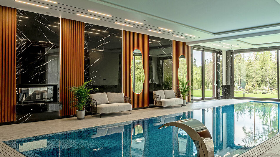 Новый дом c бассейном в КП Риита