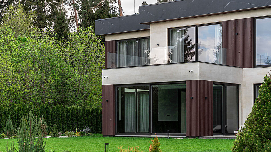 Новый дом c бассейном в КП Риита