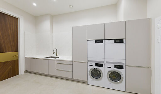 Новый дом c бассейном в КП Риита