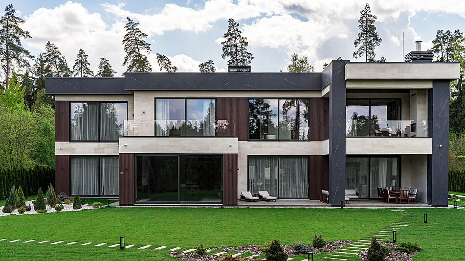 Новый дом c бассейном в КП Риита