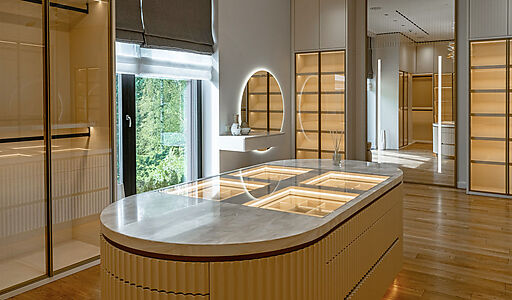 Новый дом c бассейном в КП Риита