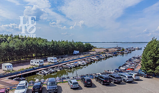 Участок рядом с Московским морем