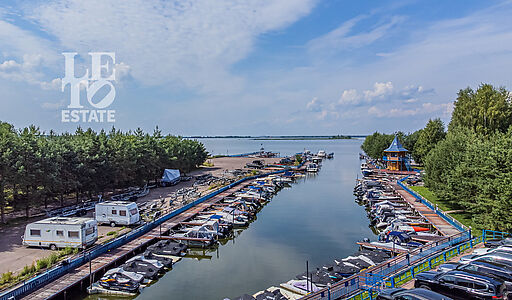 Участок рядом с Московским морем