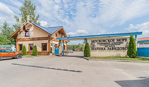 Участок рядом с Московским морем