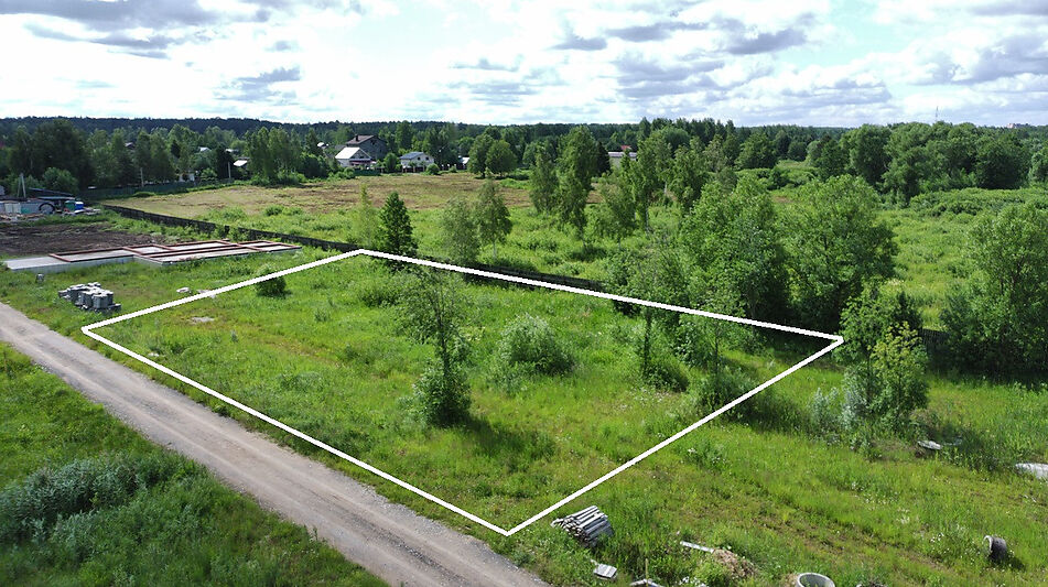 Участок рядом с Московским морем