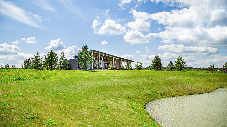 Прекрасный участок в Villa Links