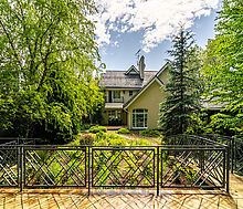 Прилесной дом в Вешках