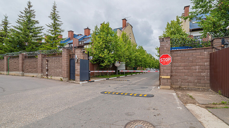 Большой участок в КП Горки-8