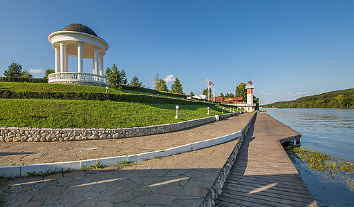 Белый берег