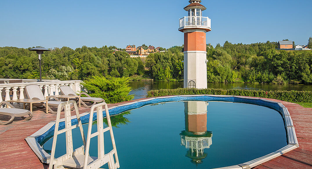 Белый берег