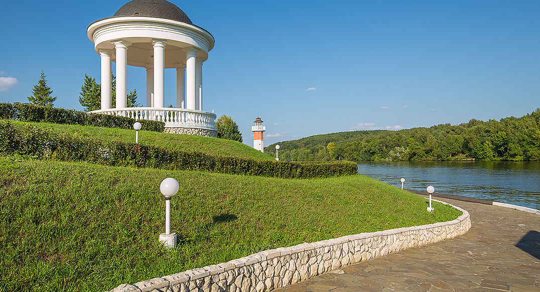 Белый берег