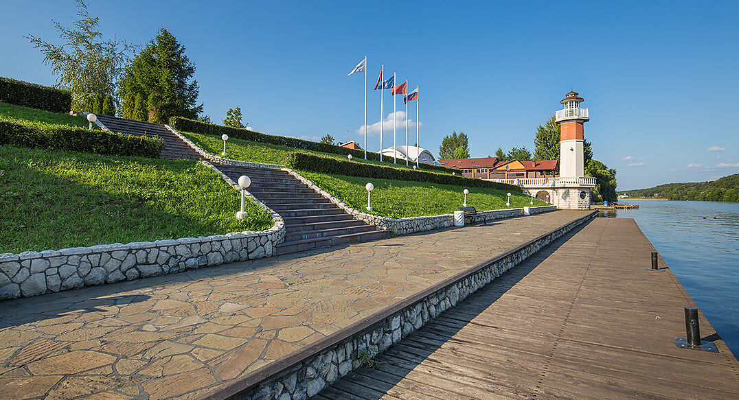 Белый берег