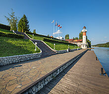 Белый берег