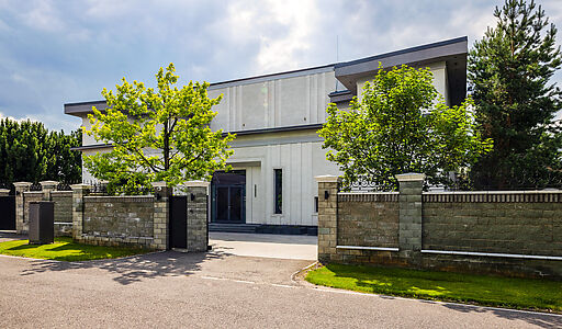 Резиденция в НПИЗ Речное