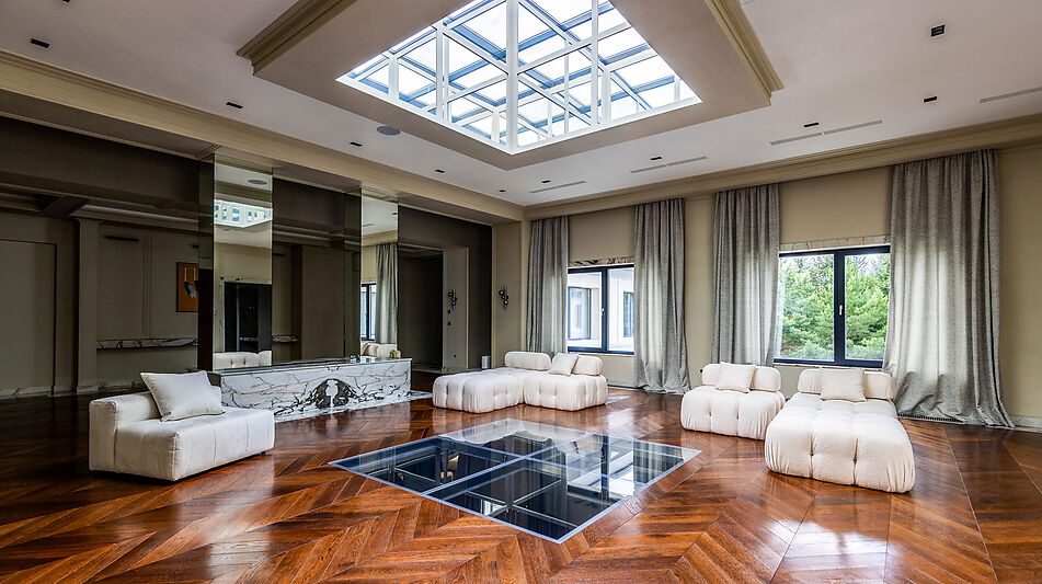 Резиденция в НПИЗ Речное