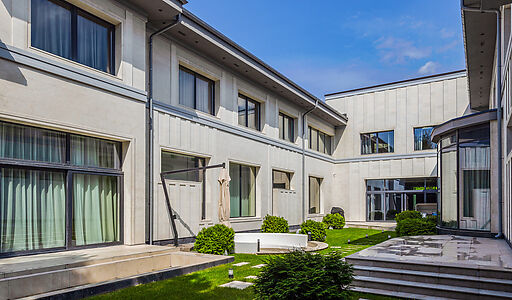 Резиденция в НПИЗ Речное