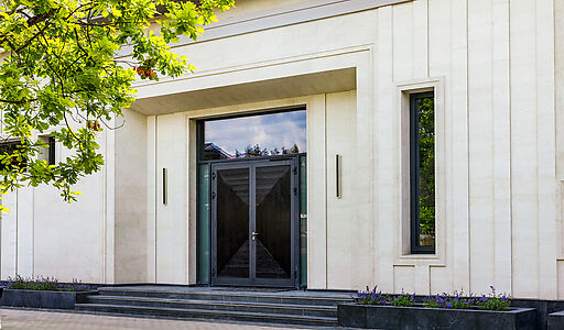 Резиденция в НПИЗ Речное