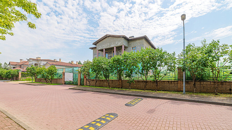 Дом без отделки в КП Монолит