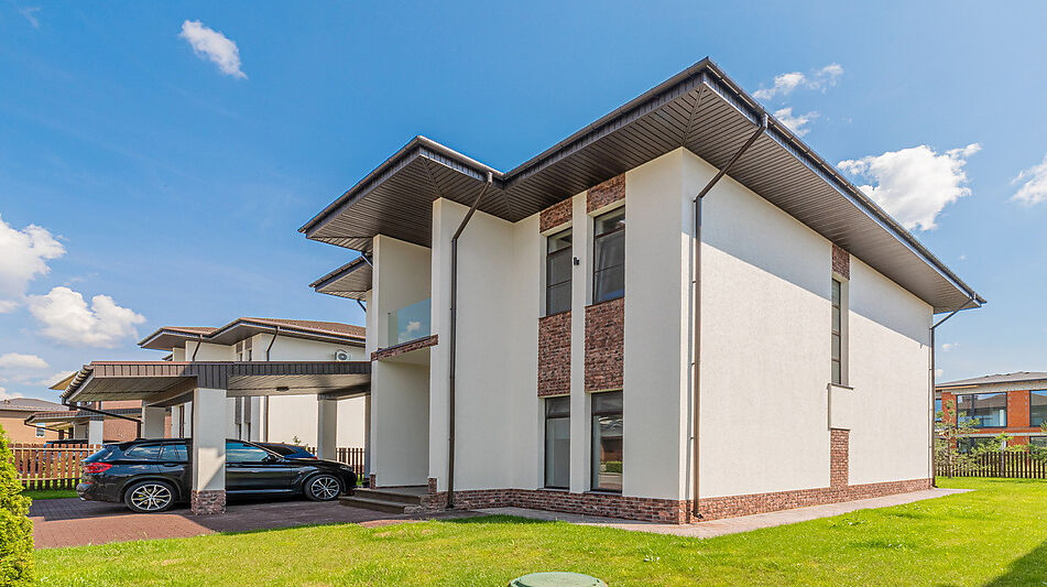 Дом в КП Павловы Озера