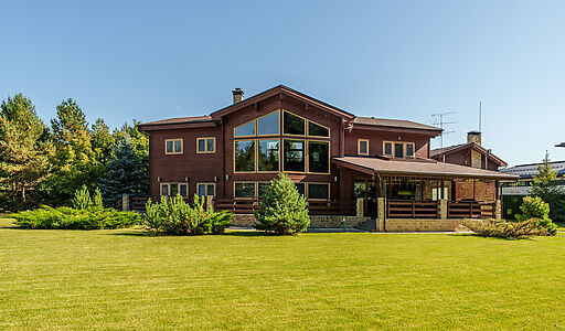 Готовый дом  в Гольф-Клуб Пестово